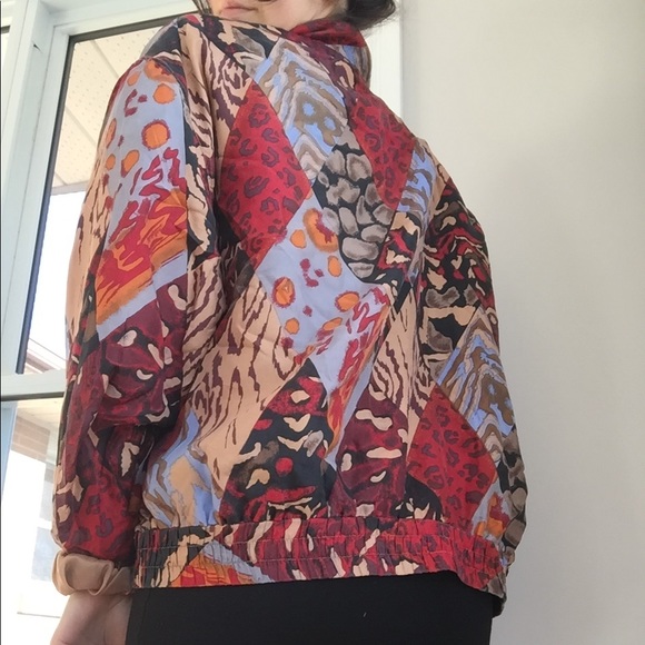 ✨LAST CHANCE✨ 100% Silk Vintage Jacket - Picture 4 of 7